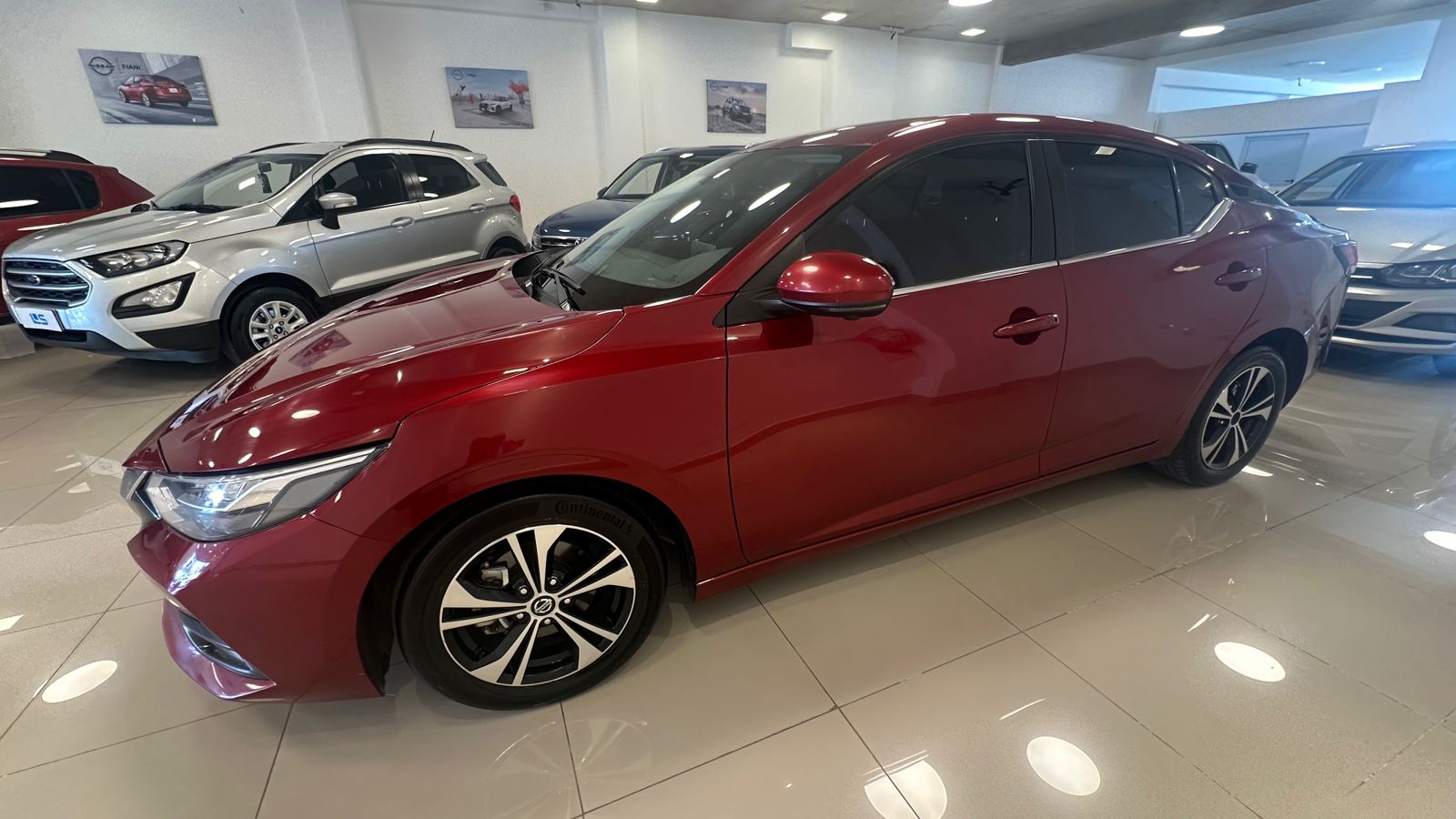 Nissan Sentra miniatura 2